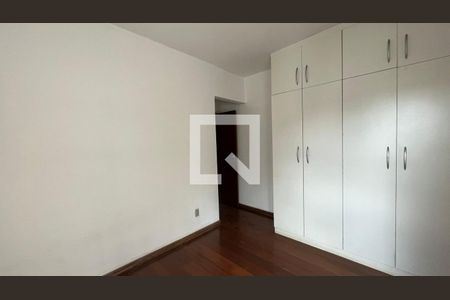 Apartamento à venda com 180m², 4 quartos e 2 vagasQuarto 2