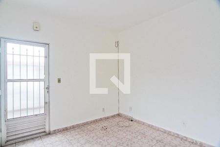 Quarto de casa para alugar com 1 quarto, 45m² em Parque Peruche, São Paulo