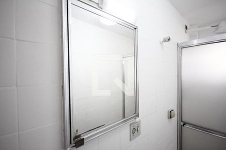 Apartamento para alugar com 66m², 2 quartos e sem vagaBanheiro