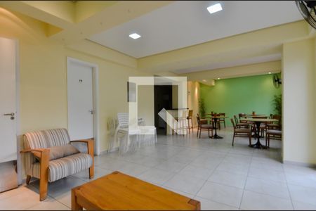 Apartamento à venda com 77m², 3 quartos e 1 vaga Apartamento à venda com 77m², 3 quartos e 1 vagaÁrea comum - Salão de festas