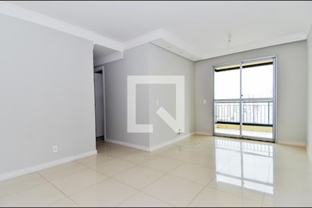 Sala de apartamento para alugar com 3 quartos, 77m² em Picanço, Guarulhos