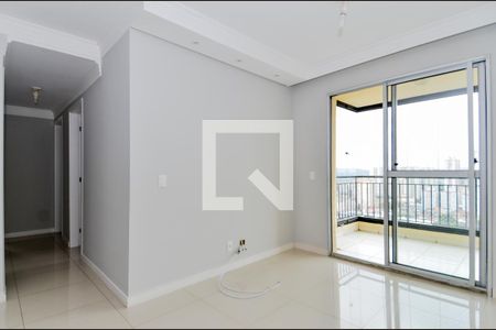 Sala de apartamento para alugar com 3 quartos, 77m² em Picanço, Guarulhos