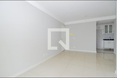 Sala de apartamento para alugar com 3 quartos, 77m² em Picanço, Guarulhos