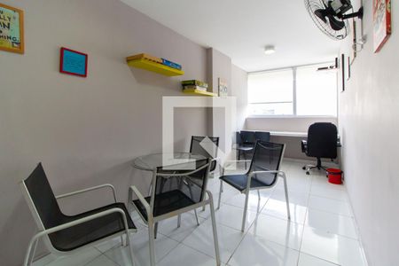 Apartamento à venda com 73m², 3 quartos e 1 vagaCoworking