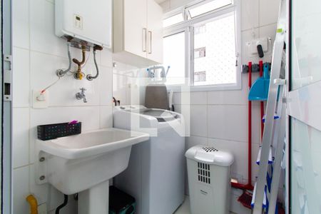 Apartamento à venda com 73m², 3 quartos e 1 vagaÁrea de Serviço