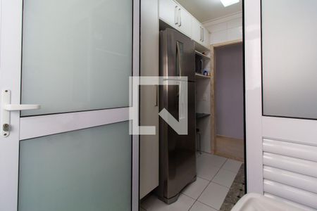 Apartamento à venda com 73m², 3 quartos e 1 vagaÁrea de Serviço