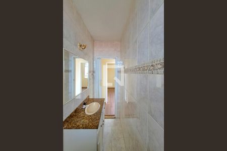 Apartamento à venda com 75m², 3 quartos e sem vagaBanheiro Social