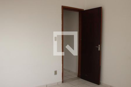 Quarto 1 de casa para alugar com 2 quartos, 57m² em Boa Vista, Nova Iguaçu