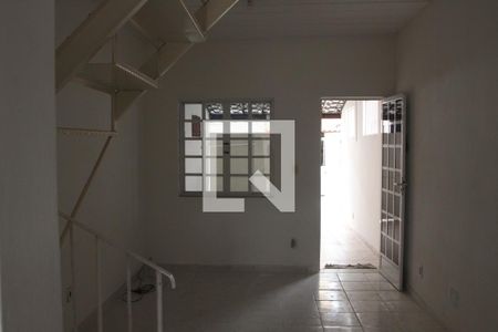 Sala de casa para alugar com 2 quartos, 57m² em Boa Vista, Nova Iguaçu