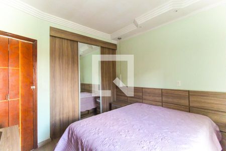Quarto 1 de casa à venda com 2 quartos, 150m² em Vila Campanela, São Paulo