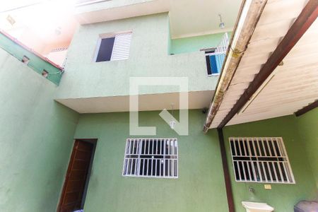 Casa à venda com 150m², 2 quartos e 2 vagas Casa à venda com 150m², 2 quartos e 2 vagasQuintal