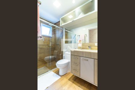 Casa de condomínio à venda com 316m², 4 quartos e 3 vagasBanheiro da Suíte 1