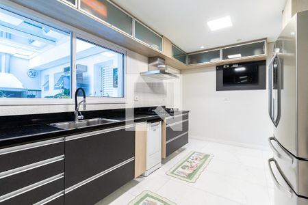 Casa de condomínio à venda com 316m², 4 quartos e 3 vagasCozinha