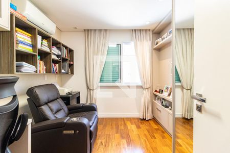 Casa de condomínio à venda com 316m², 4 quartos e 3 vagasQuarto 1