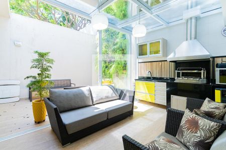 Casa de condomínio à venda com 316m², 4 quartos e 3 vagasVaranda Gourmet