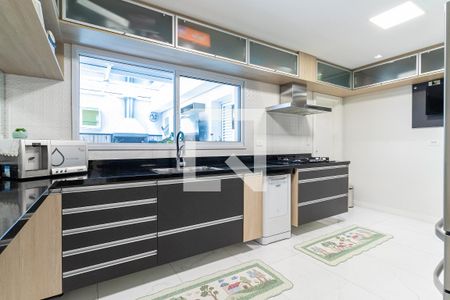 Casa de condomínio à venda com 316m², 4 quartos e 3 vagasCozinha