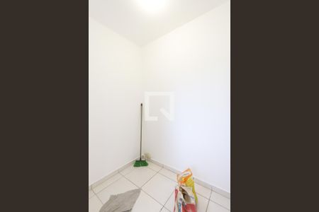 Apartamento para alugar com 60m², 2 quartos e sem vaga Apartamento para alugar com 60m², 2 quartos e sem vagaÁrea de Serviço