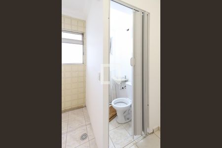 Apartamento para alugar com 60m², 2 quartos e sem vaga Apartamento para alugar com 60m², 2 quartos e sem vagaÁrea de Serviço