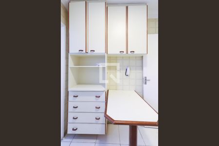 Apartamento para alugar com 60m², 2 quartos e sem vaga Apartamento para alugar com 60m², 2 quartos e sem vagaCozinha