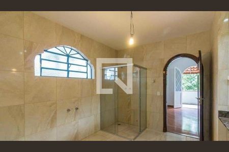 Casa à venda com 4 quartos, 330m² em Pacaembu, São Paulo