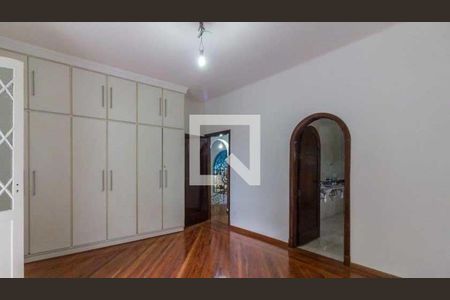 Casa à venda com 4 quartos, 330m² em Pacaembu, São Paulo