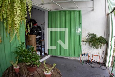 Casa à venda com 360m², 2 quartos e 1 vagaFRENTE GALPÃO