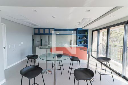 Apartamento para alugar com 32m², 1 quarto e sem vaga Apartamento para alugar com 32m², 1 quarto e sem vagaÁrea comum - Salão de festas
