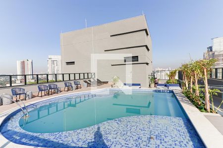 Apartamento para alugar com 32m², 1 quarto e sem vaga Apartamento para alugar com 32m², 1 quarto e sem vagaÁrea comum - Piscina