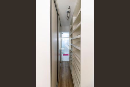 Apartamento para alugar com 53m², 1 quarto e 1 vaga Apartamento para alugar com 53m², 1 quarto e 1 vagaCloset