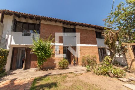 Casa à venda com 150m², 3 quartos e 2 vagasFachada