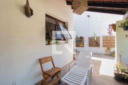 Casa à venda com 150m², 3 quartos e 2 vagasÁrea Externa