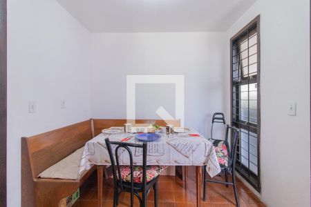 Casa à venda com 150m², 3 quartos e 2 vagasCozinha