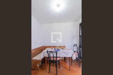 Casa à venda com 150m², 3 quartos e 2 vagasCozinha