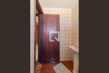 Casa à venda com 150m², 3 quartos e 2 vagasBanheiro Corredor