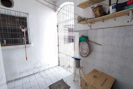 Casa à venda com 200m², 2 quartos e 1 vagaÁrea de Serviço