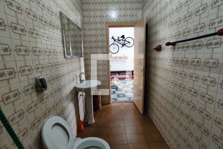 Banheiro 1 de casa à venda com 2 quartos, 200m² em Vila Libanesa, São Paulo