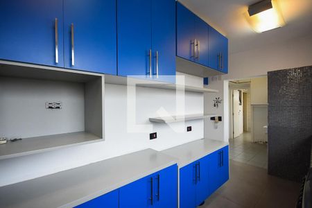 Apartamento à venda com 254m², 4 quartos e 4 vagas Apartamento à venda com 254m², 4 quartos e 4 vagasCozinha