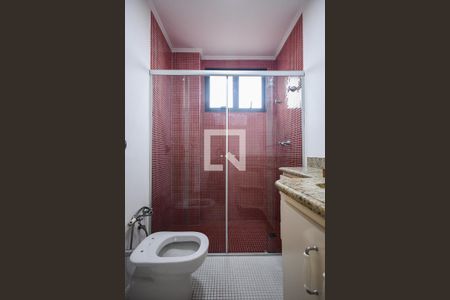 Apartamento à venda com 254m², 4 quartos e 4 vagas Apartamento à venda com 254m², 4 quartos e 4 vagasBanheiro