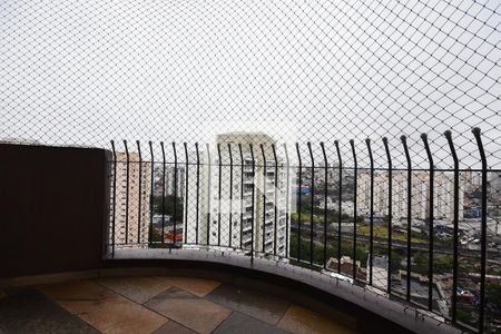 Apartamento à venda com 254m², 4 quartos e 4 vagas Apartamento à venda com 254m², 4 quartos e 4 vagasVaranda da suíte 2