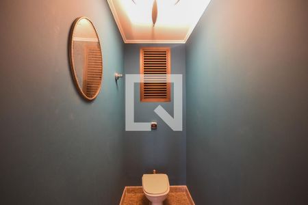 Apartamento à venda com 254m², 4 quartos e 4 vagas Apartamento à venda com 254m², 4 quartos e 4 vagasLavabo