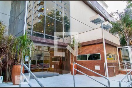 Apartamento à venda com 35m², 1 quarto e 1 vaga Apartamento à venda com 35m², 1 quarto e 1 vagaEntrada