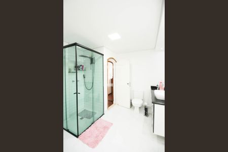 Casa à venda com 240m², 3 quartos e 2 vagas Casa à venda com 240m², 3 quartos e 2 vagasbanheiro