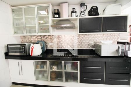 Casa à venda com 240m², 3 quartos e 2 vagas Casa à venda com 240m², 3 quartos e 2 vagasCozinha