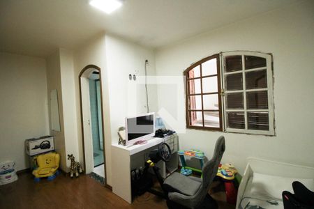 Casa à venda com 240m², 3 quartos e 2 vagas Casa à venda com 240m², 3 quartos e 2 vagasquarto 1