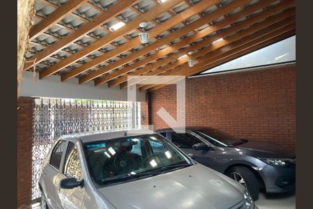 Casa à venda com 240m², 3 quartos e 2 vagas Casa à venda com 240m², 3 quartos e 2 vagasGaragem