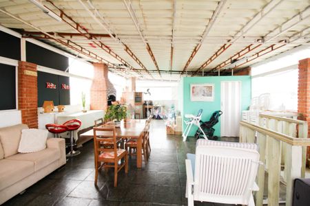 Casa à venda com 240m², 3 quartos e 2 vagas Casa à venda com 240m², 3 quartos e 2 vagasÁrea gourmet