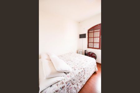 Casa à venda com 240m², 3 quartos e 2 vagas Casa à venda com 240m², 3 quartos e 2 vagasquarto 2