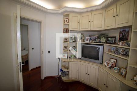 Apartamento para alugar com 77m², 3 quartos e 1 vaga Apartamento para alugar com 77m², 3 quartos e 1 vagaQuarto