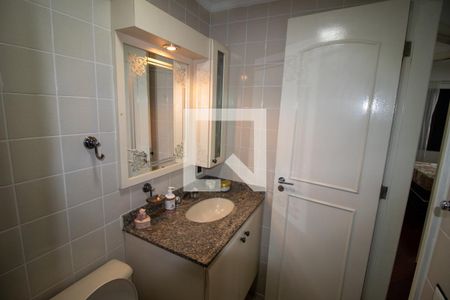 Apartamento para alugar com 77m², 3 quartos e 1 vaga Apartamento para alugar com 77m², 3 quartos e 1 vagaBanheiro da Suíte