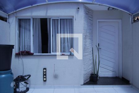 Casa à venda com 115m², 3 quartos e 2 vagasFachada